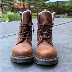 Dr. Martens 1460 Serena boot